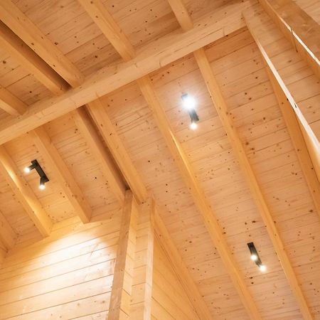 Netten Naturerlebnis Holz-Chalets Daun Extérieur photo