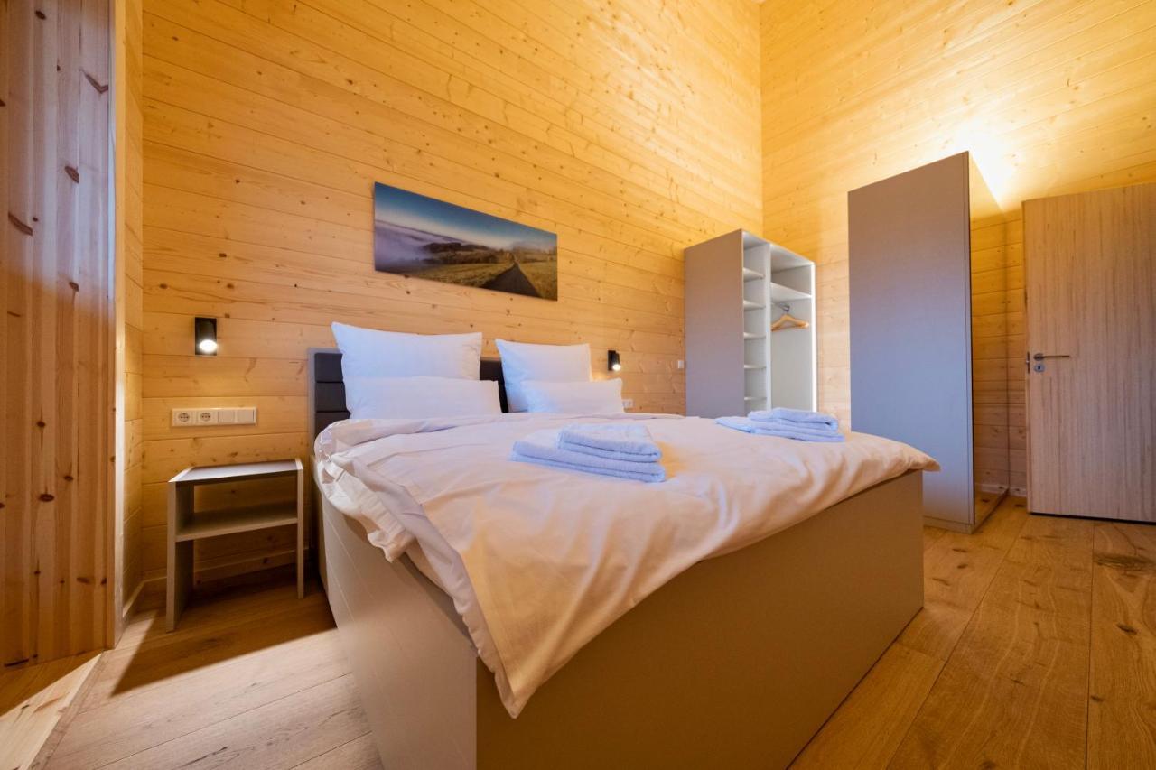 Netten Naturerlebnis Holz-Chalets Daun Extérieur photo