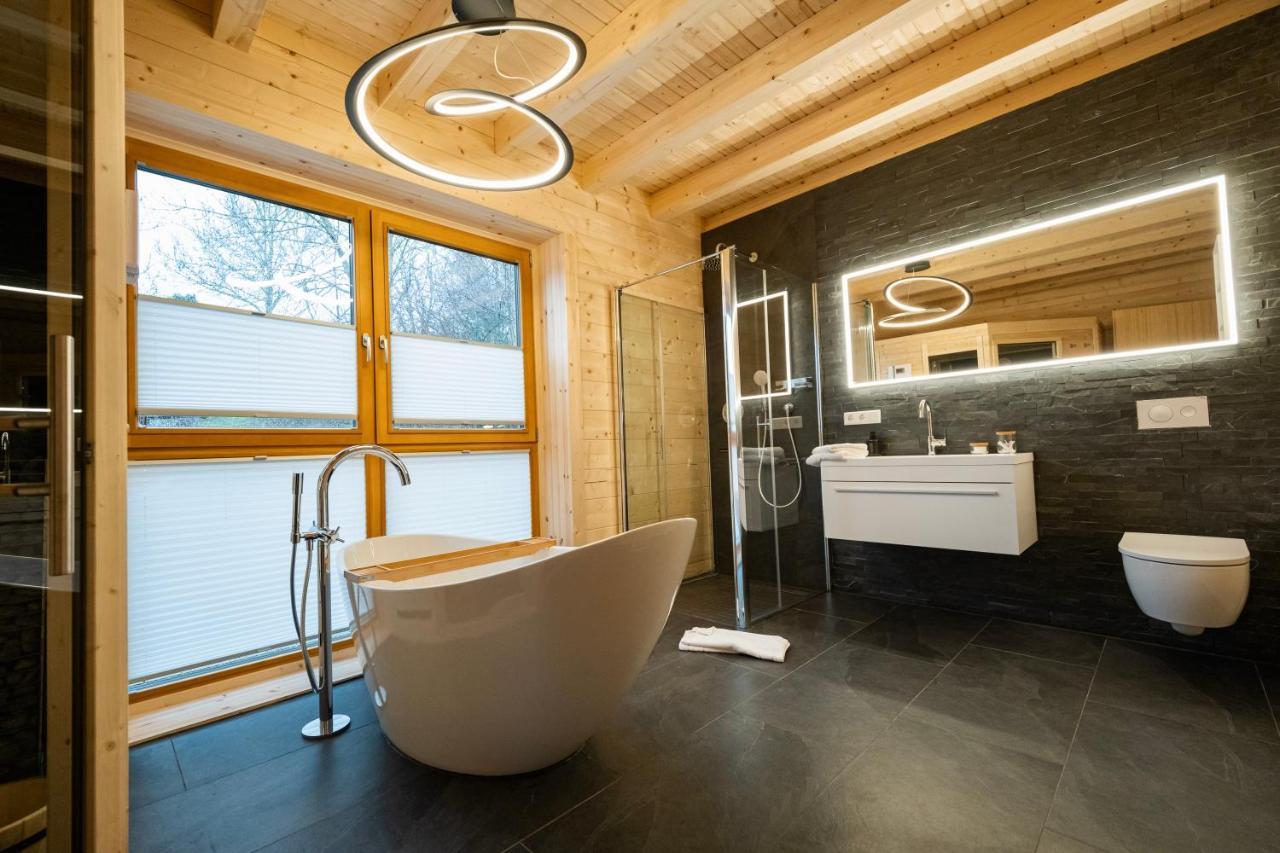 Netten Naturerlebnis Holz-Chalets Daun Extérieur photo